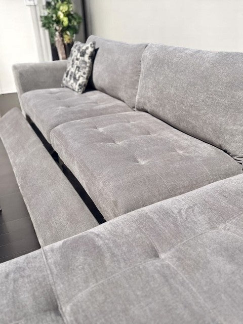 Thomasville Miles Fabric Sectional with Power Footrest