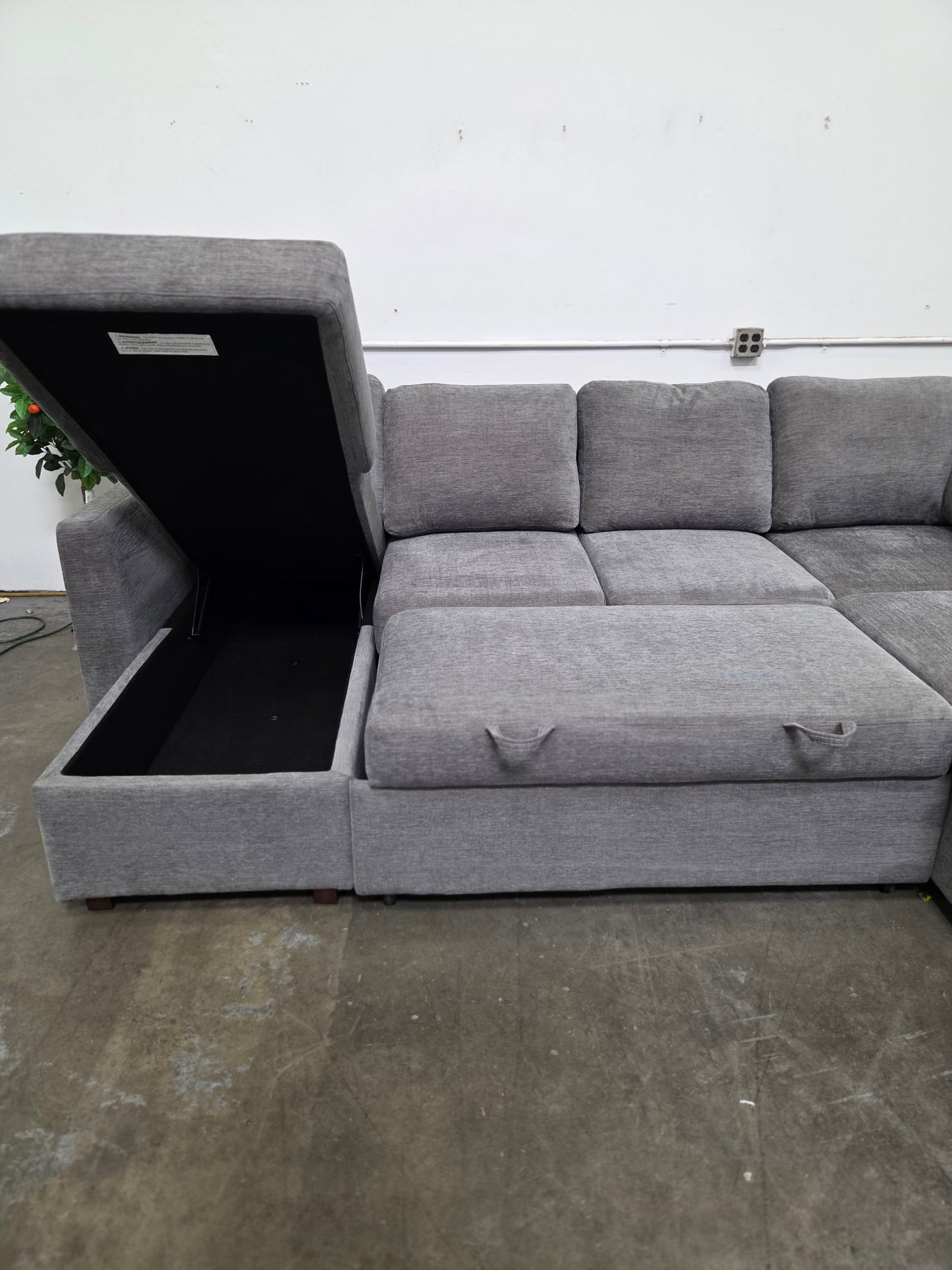 Luke Sectional with Storage/Bed