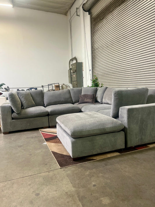 Thomasville 6 Piece Lowell Modular  Sectional