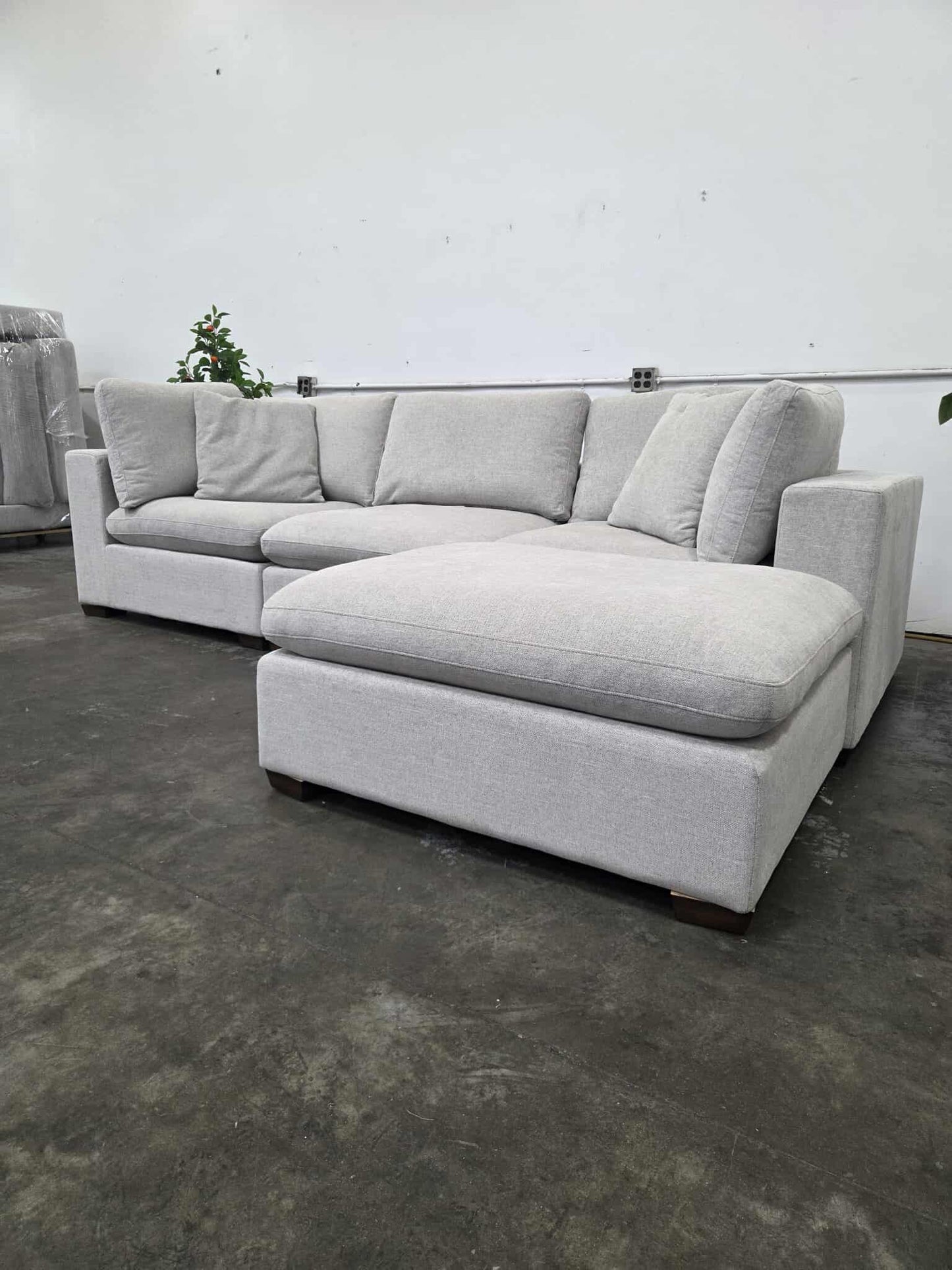 4pc Lowell Sectional